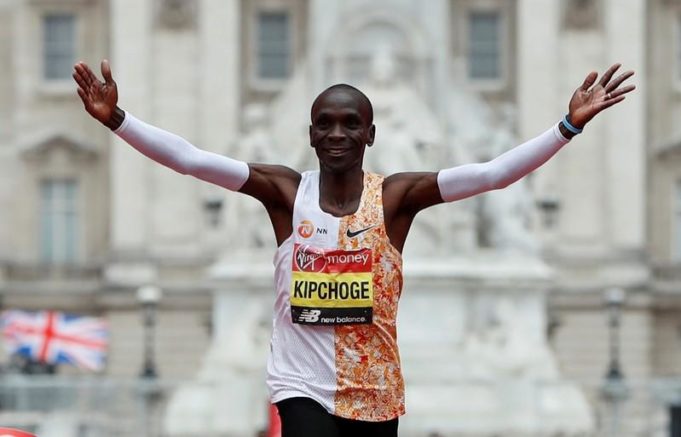 Superhuman Eliud Kipchoge Attempts A Sub-two-hour Marathon In Vienna ...